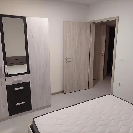 Apartma Rene 2 *
